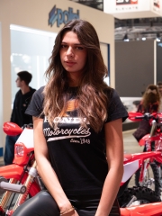 eicma-girls-2024-63